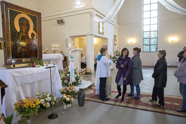 Maryja pozostaje w Miąsem. Chce odwiedzić każdą rodzinę