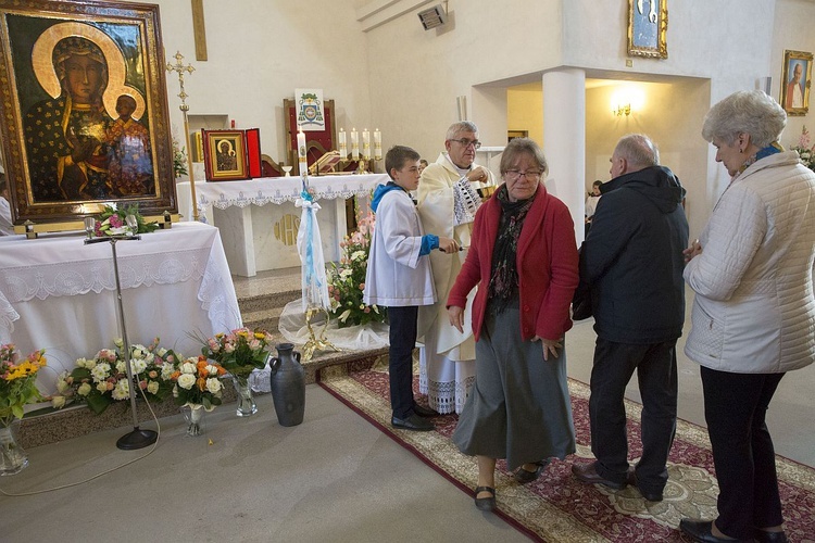 Maryja pozostaje w Miąsem. Chce odwiedzić każdą rodzinę