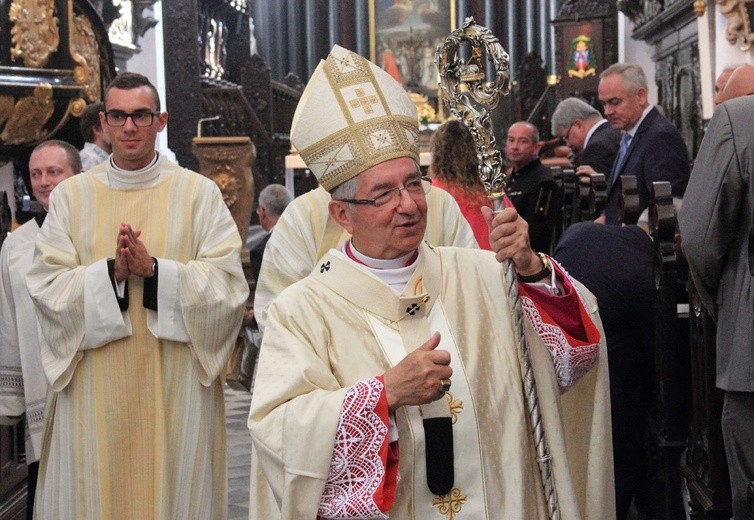 Abp Głódź zaprasza na Dzień Papieski