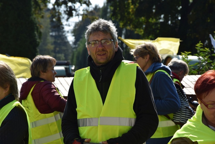 Rowerowa pielgrzymka do Domaniewic