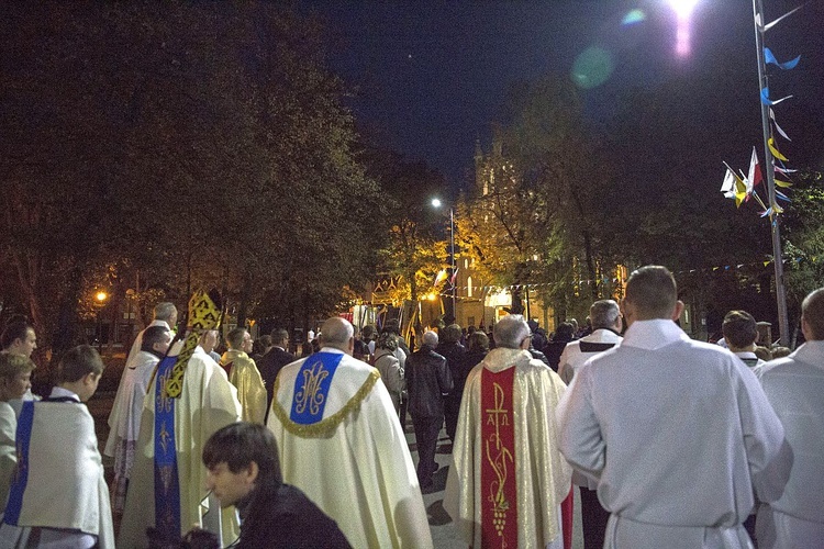 Maryjo, spraw żeby wszystko było... Dobre