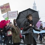 Co na sztandarach feministek? Matka Boża i aborcja