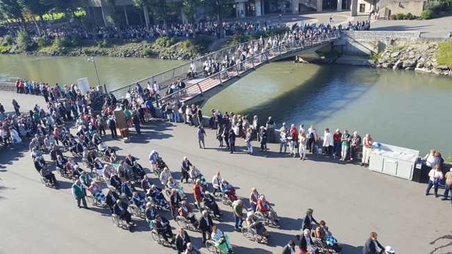 Pielgrzymka do Lourdes