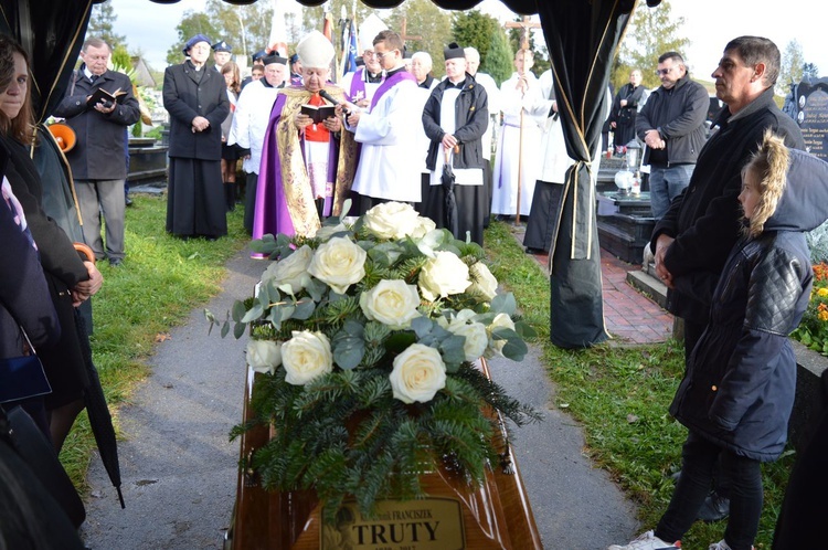 Pożegnanie ks. Franciszka Trutego 