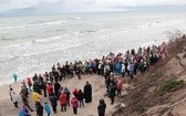 Różaniec do Granic na plaży w Ustce