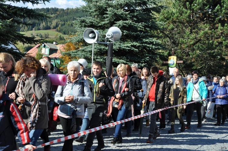 Tylicz i Muszynka - Różaniec do Granic