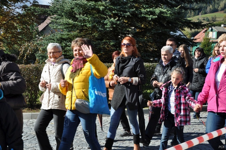 Tylicz i Muszynka - Różaniec do Granic