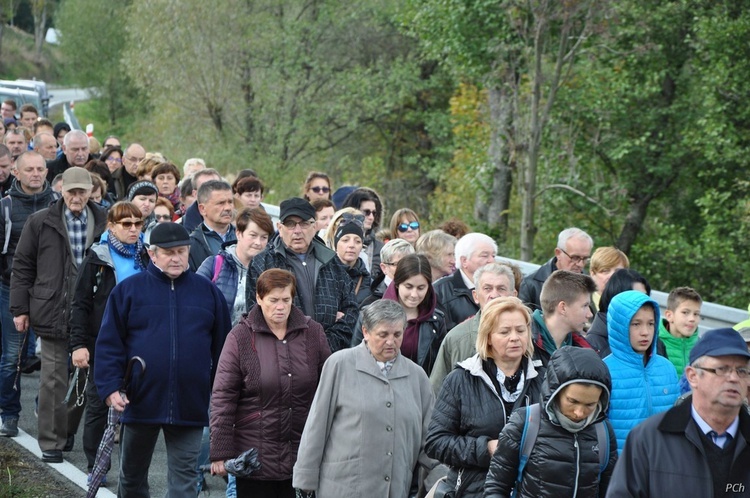 Tylicz i Muszynka - Różaniec do Granic