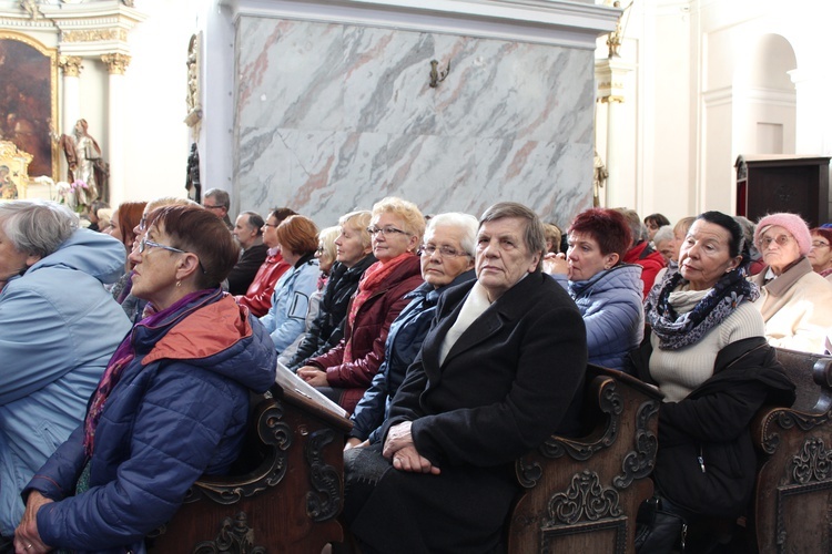 Pielgrzymka, różaniec i córka świętej