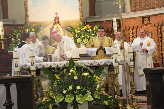 Pielgrzymka, różaniec i córka świętej