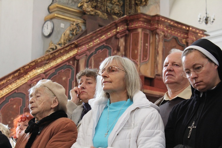 Pielgrzymka, różaniec i córka świętej