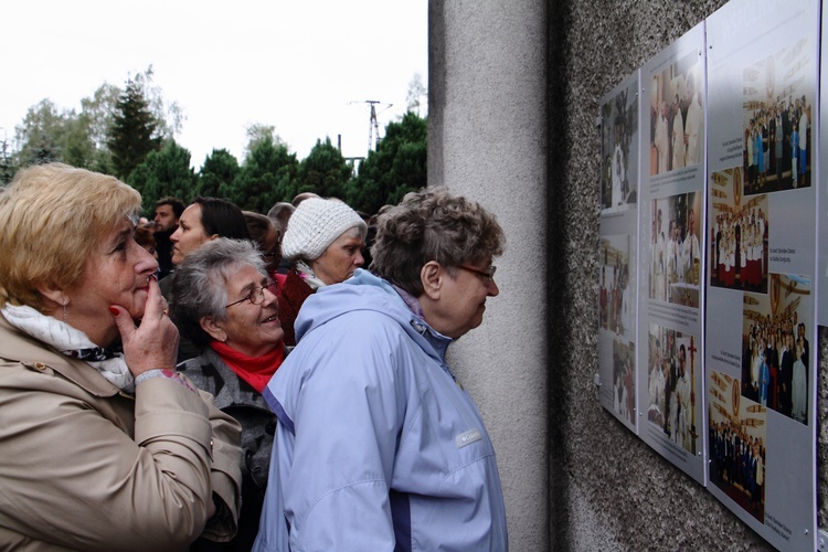 25 lat parafii MB Różańcowej w Krakowie-Piaskach Nowych