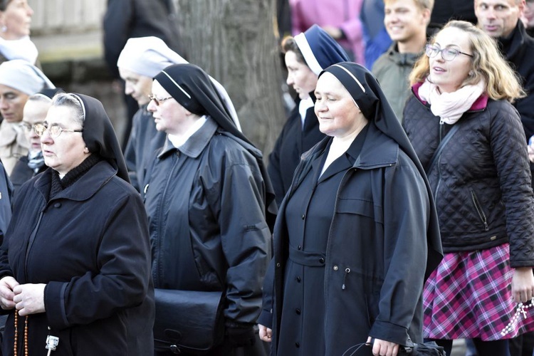 Ostatnia procesja fatimska z parafii pw. św. Andrzeja Boboli