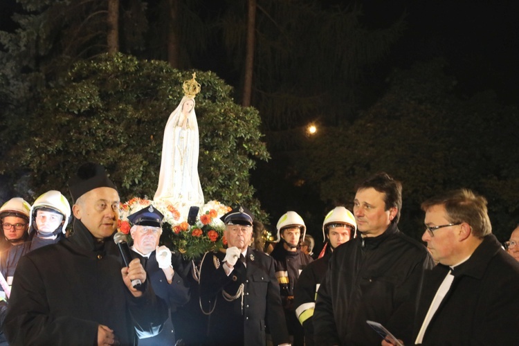 Różańcowa procesja fatimska w Czechowicach-Dziedzicach