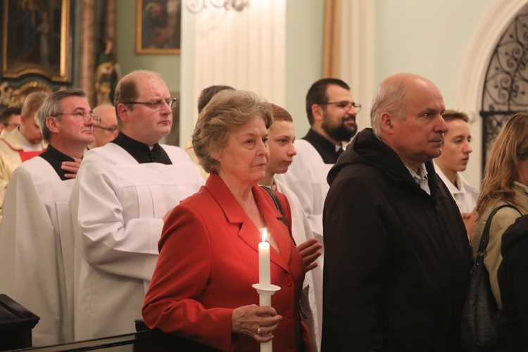 Poświęcenie figury MB Fatimskiej u św. Marii Magdaleny w Cieszynie