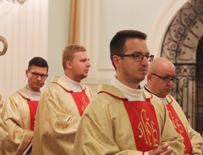 Poświęcenie figury MB Fatimskiej u św. Marii Magdaleny w Cieszynie