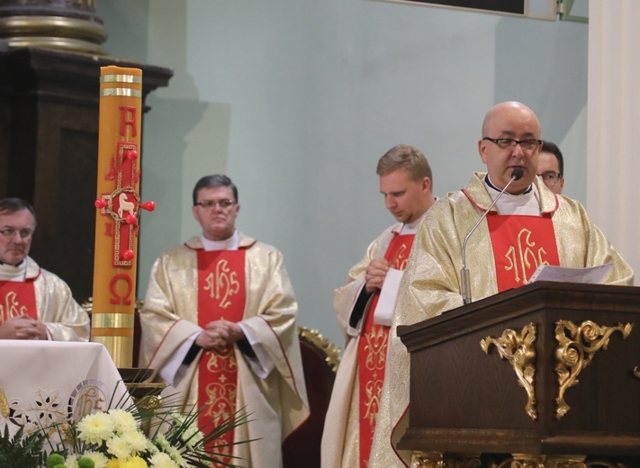 Poświęcenie figury MB Fatimskiej u św. Marii Magdaleny w Cieszynie