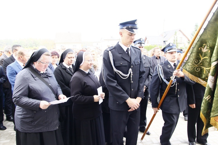 Poświęcenie kościoła w Kośmidrach