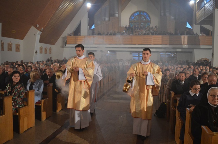 Poświęcenie świątyni oraz ołtarza św. Jana Pawła II w Nowym Targu 