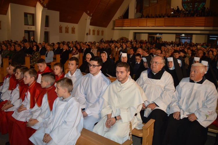 Poświęcenie świątyni oraz ołtarza św. Jana Pawła II w Nowym Targu 