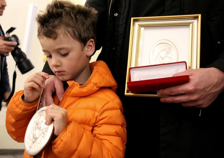 Mińska parafia św. Antoniego z Padwy pożegnała ikonę 