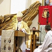 Mszy św. przewodniczył bp Tadeusz Lityński.