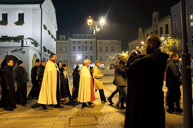 	Pochód ulicami Gliwic staje się tradycją.