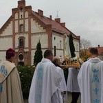 Relikwie św. Hiacynty i Franciszka w Pieszycach 