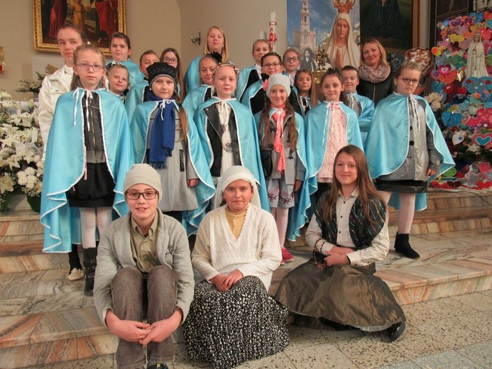 Dzieci przygotowały spektakl o objawieniach w Fatimie