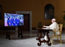 Papież rozmawiał z astronautami o najważniejszych kwestiach wszechświata