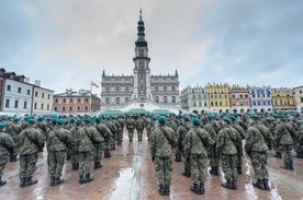 Macierewicz: naszym celem armia zdolna obronić się przed każdym wrogiem