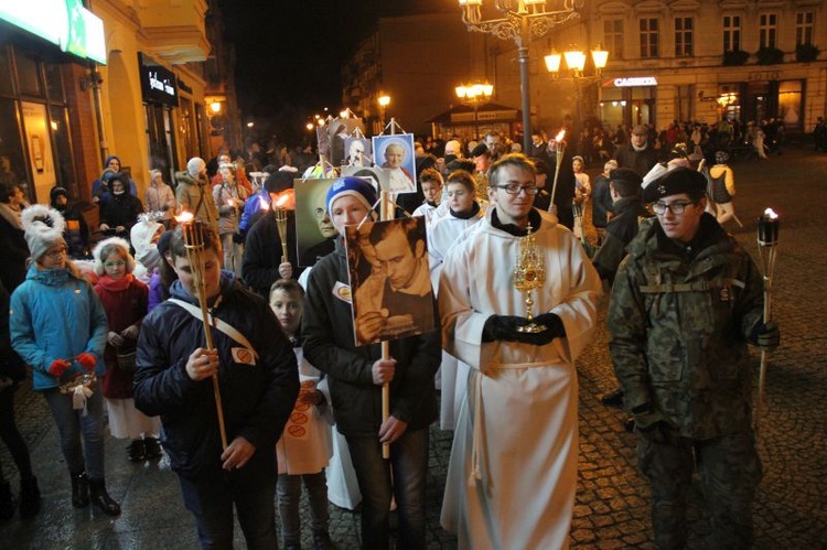 ​"Marsz świętych ze Świętymi" w Świebodzinie