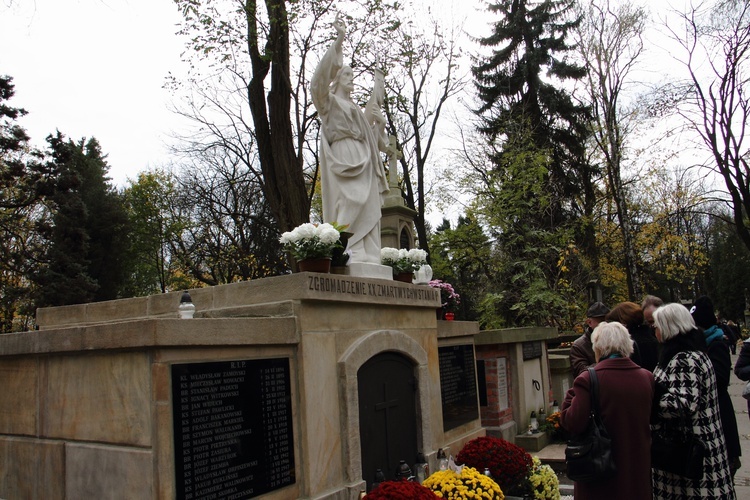 1 listopada 2017 r. na cmentarzu Rakowickim
