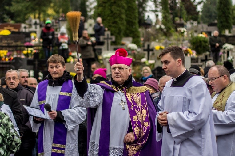 Pomysł na świętość...