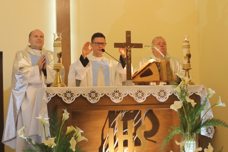 Poświęcenie kaplicy cmentarnej w Wieprzu