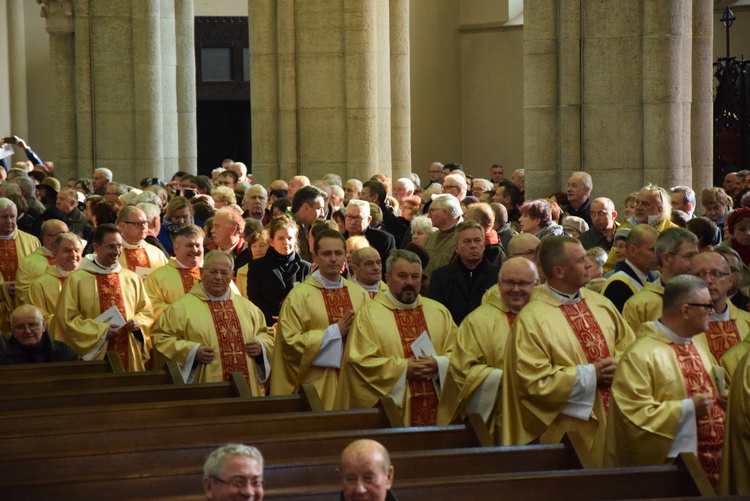 Ingres abp. Grzegorza Rysia cz.1