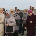 32. Droga Krzyżowa za zmarłych - w byłym KL Auschwitz-Birkenau - 2017