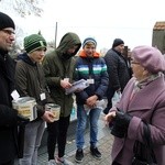 Kwesta na cmentarzu w Krośniewicach