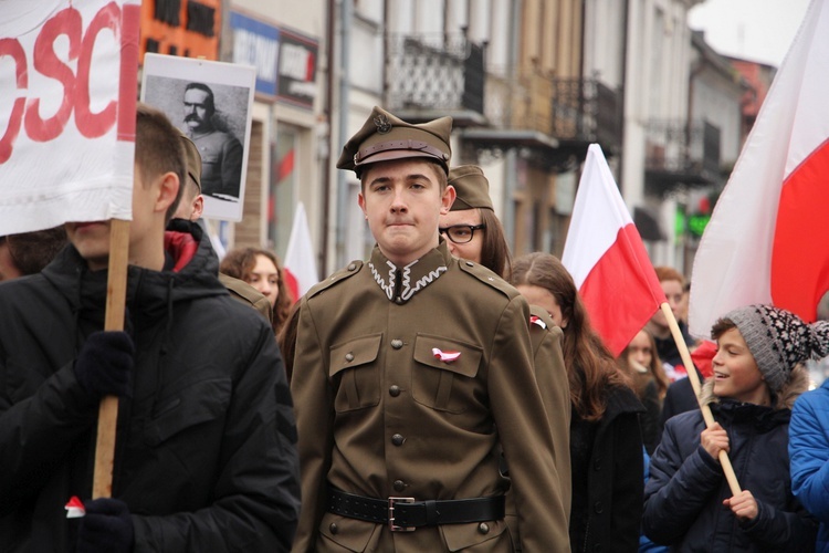 Marsz patriotyczny w Łowiczu