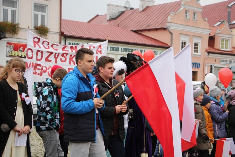 Marsz patriotyczny w Łowiczu