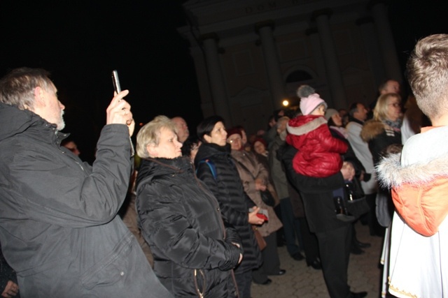 Wiązowna pożegnała Maryję