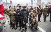 Tysiące flag pod hasłem "My chcemy Boga" 