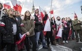 Tysiące flag pod hasłem "My chcemy Boga" 