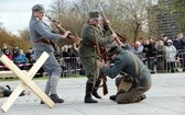 Widowisko batalistyczne "Za Polskę" w centrum Wrocławia