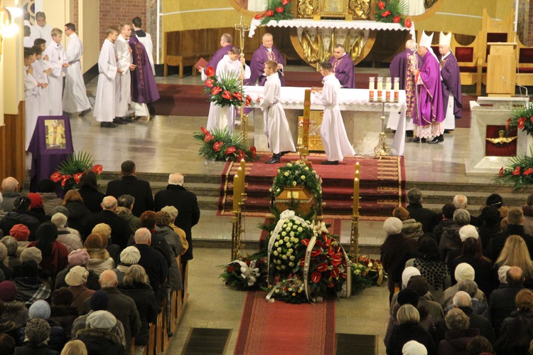 Pożegnanie śp. ks. Janusza Krajewskiego w Mościcach