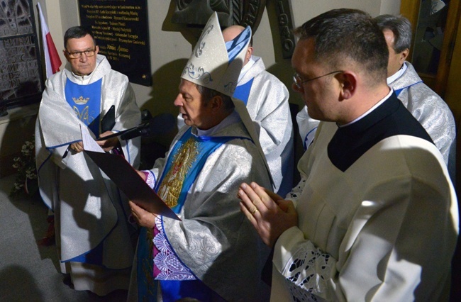 Tablica pamięci kleryków-żołnierzy