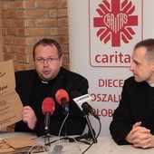 Apostołowie, patrole i torby miłosierdzia