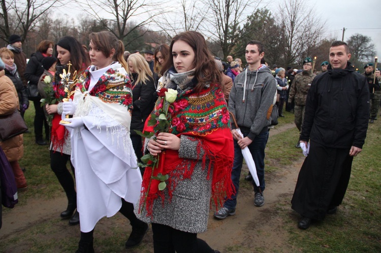 Droga krzyżowa szlakiem męczeństwa bł. Karoliny