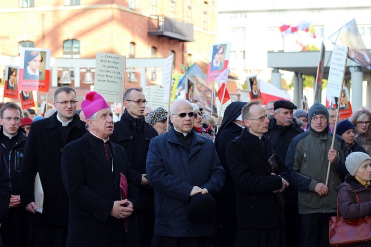 Rocznica proklamacji Jubileuszowego Aktu Przyjęcia Jezusa Chrystusa za Króla i Pana w Łagiewnikach