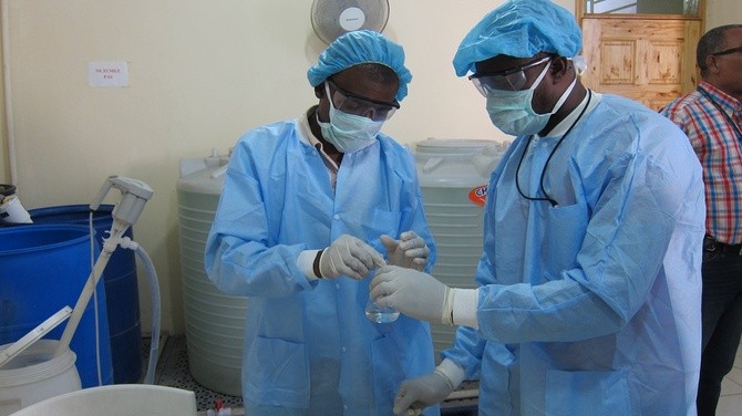 Czerwony Krzyż: Rośnie zagrożenie poważną epidemią cholery i innymi chorobami 